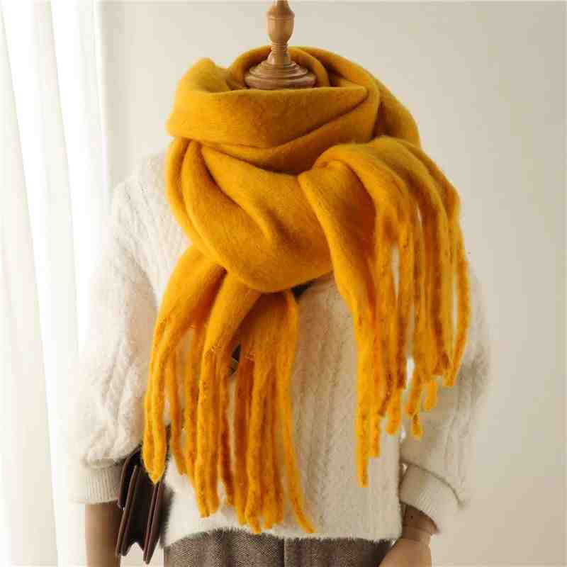 Écharpe Flowy – Élégance et Chaleur pour l’Hiver