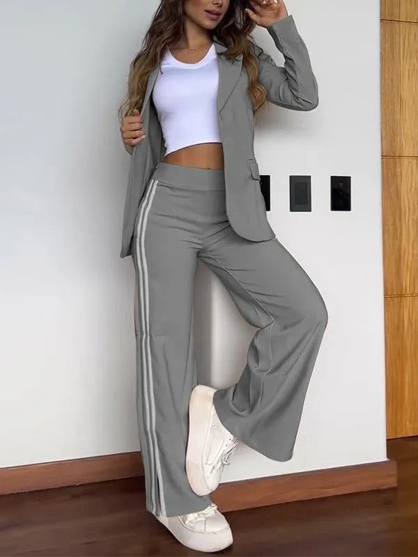 Fiona - The Chic Ensemble