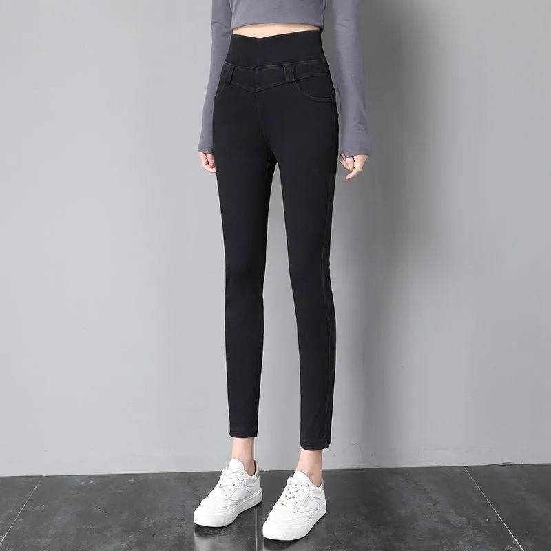 Flexy: Jeans for Everyday Comfort and Elegance