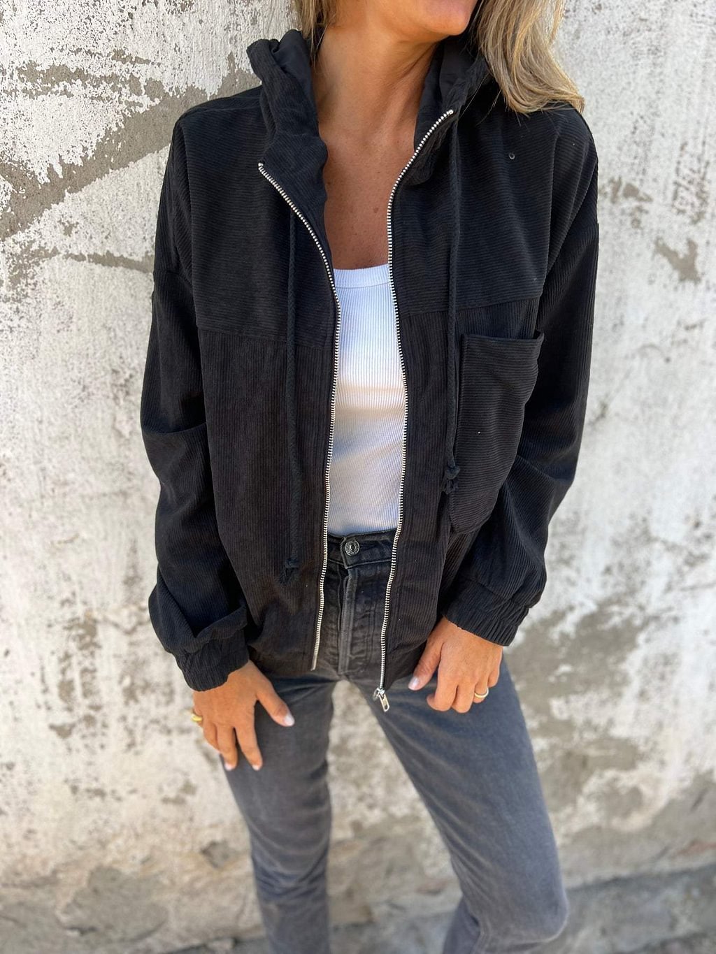Veste ICONIC – L'Essence du Style Urbain