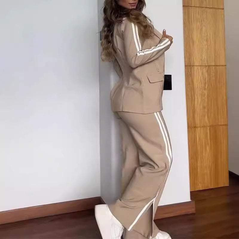 Fiona - The Chic Ensemble